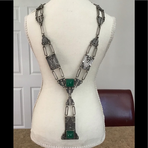 Unsigned Masterpiece Jewelry - Antique Art Deco Sterling Chrysoprase Necklace